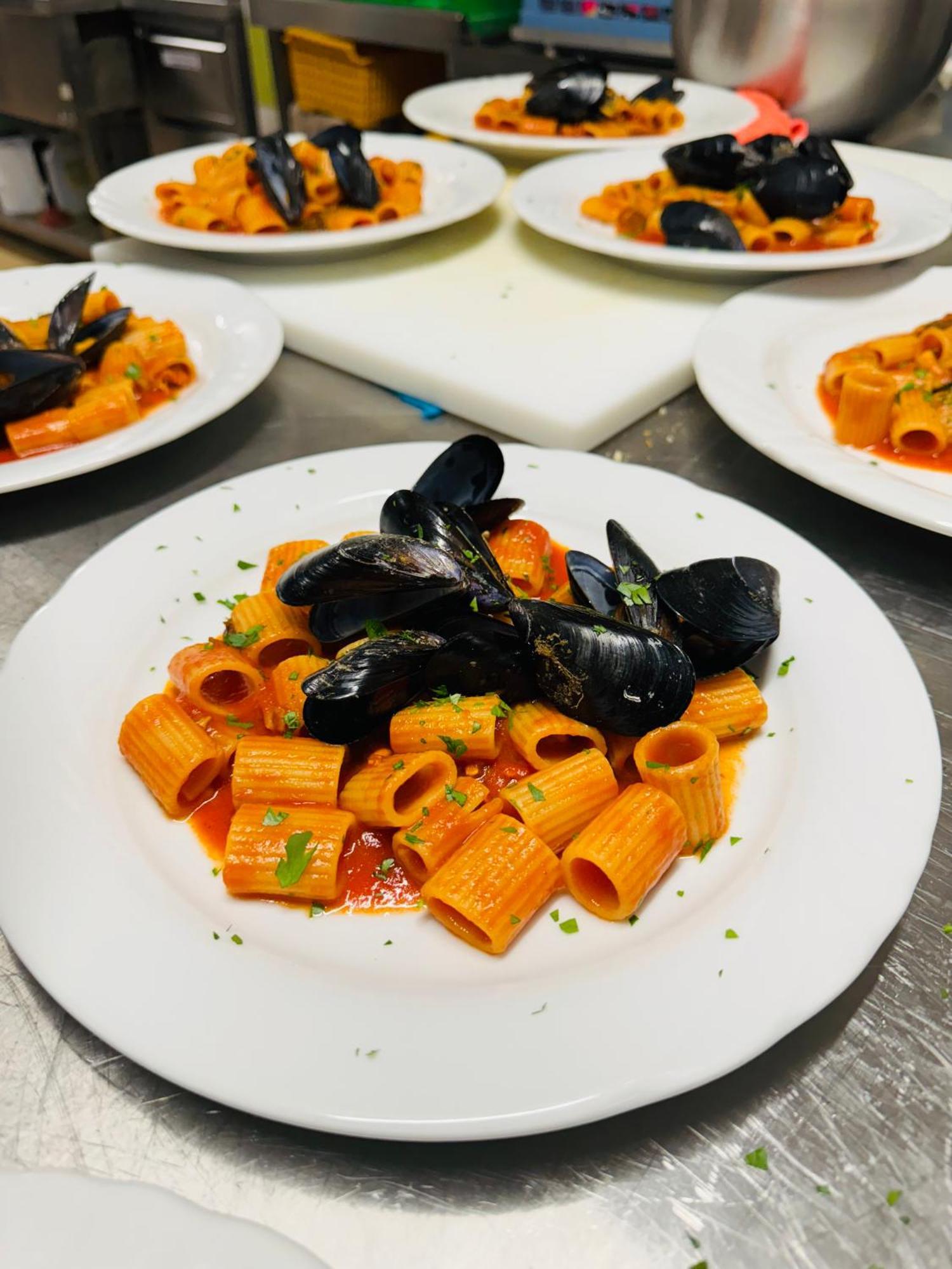 Hotel Pimenta Roseto Degli Abruzzi Bagian luar foto